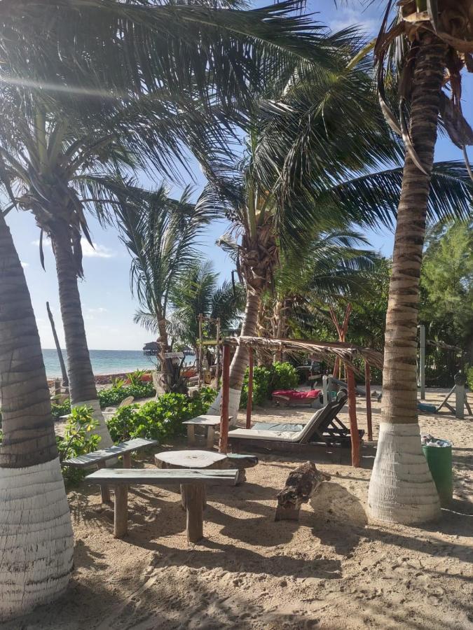 Lunazul Eco-Cabana Frente Al Mar Mahahual Luaran gambar
