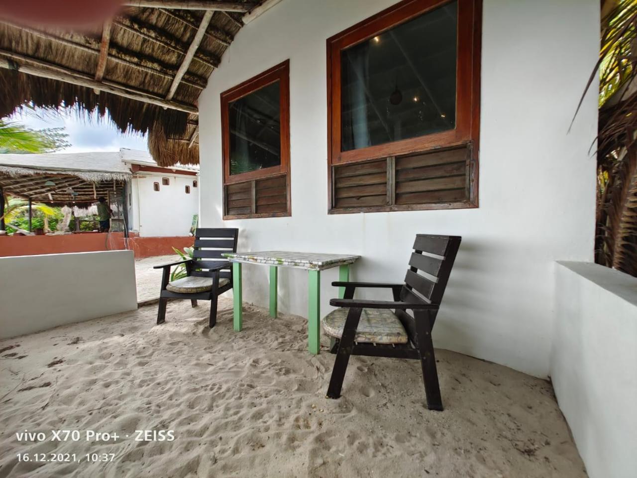 Lunazul Eco-Cabana Frente Al Mar Mahahual Luaran gambar
