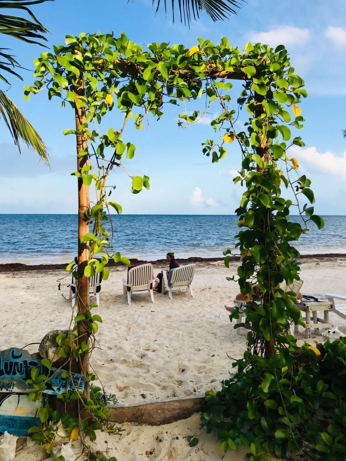 Lunazul Eco-Cabana Frente Al Mar Mahahual Luaran gambar