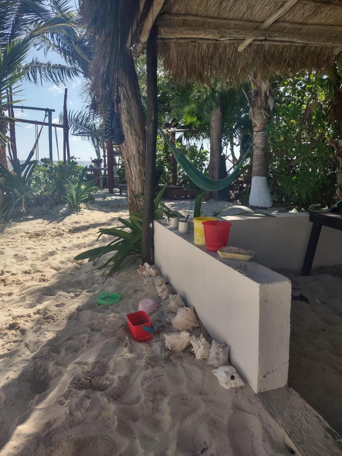 Lunazul Eco-Cabana Frente Al Mar Mahahual Luaran gambar